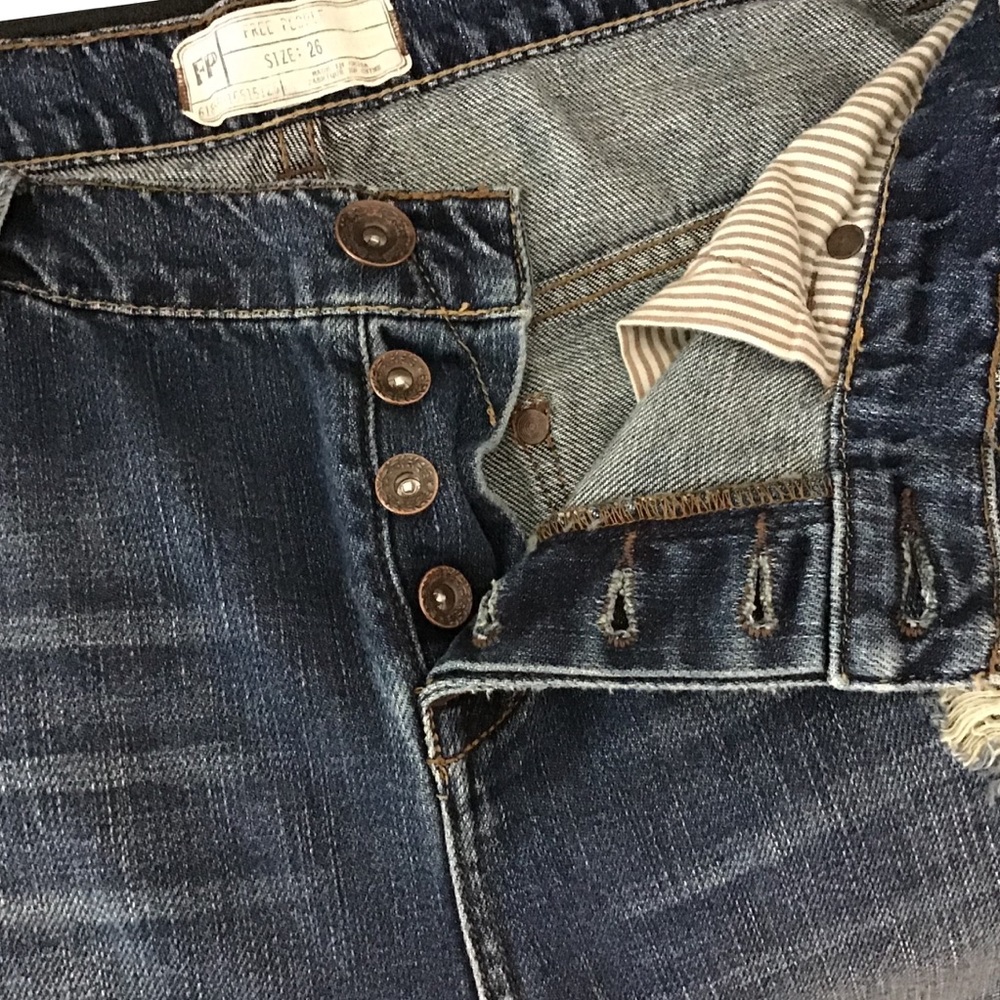 Free People Distressed Boyfriend Jeans Sz 26 - Picture 5 of 8